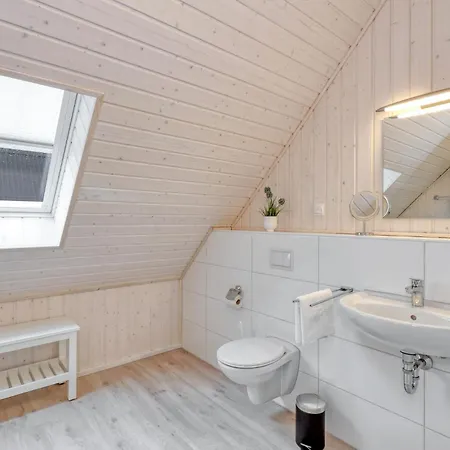 Amazing In Ostseeresort Feriehus *